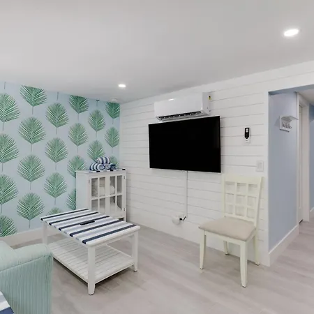 The Seagull Residence At The Sandpiper Inn Sanibel Exterior photo